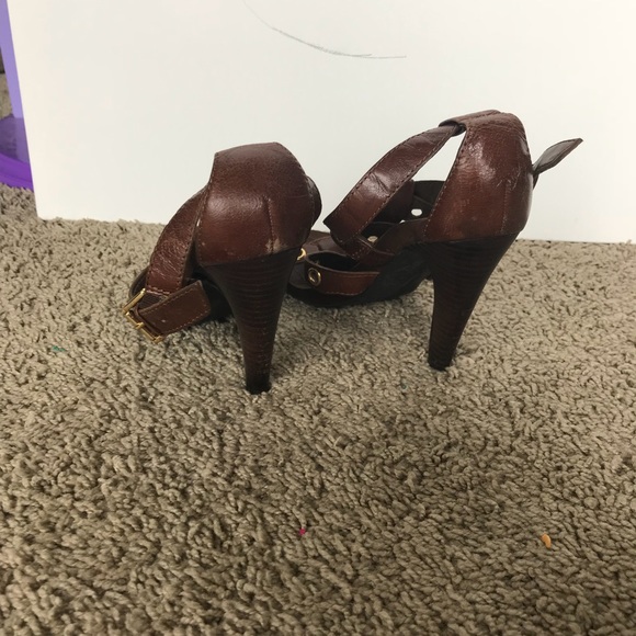 Heels - Picture 3 of 3